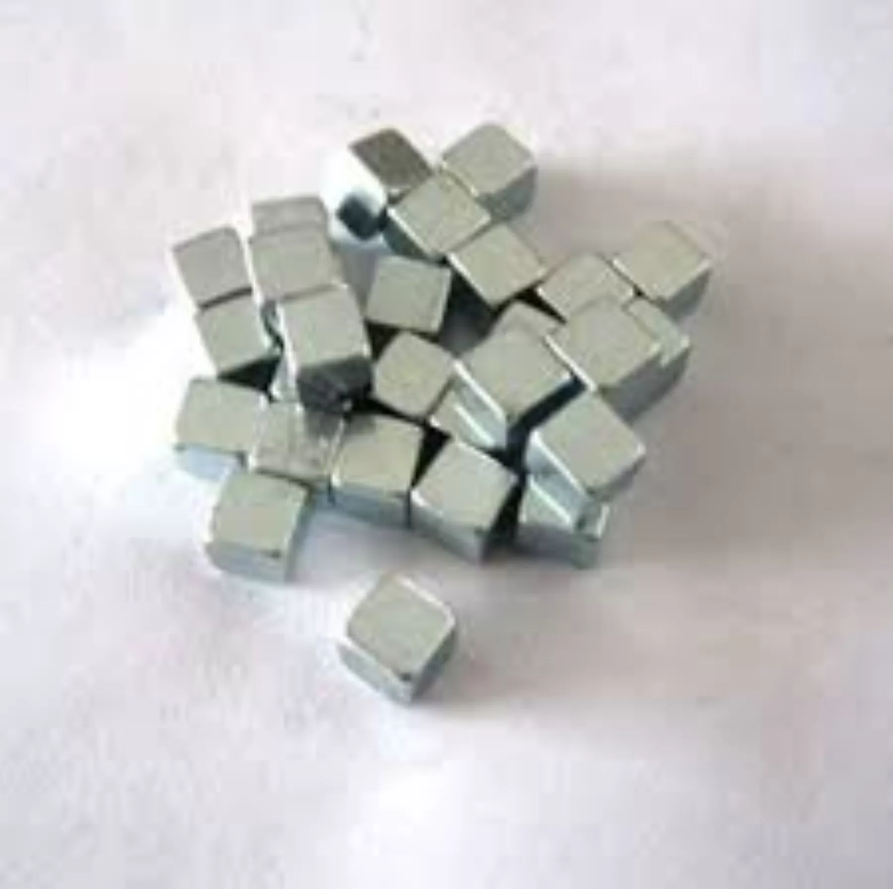 Ruthenium Cubes (Ru Cubes)